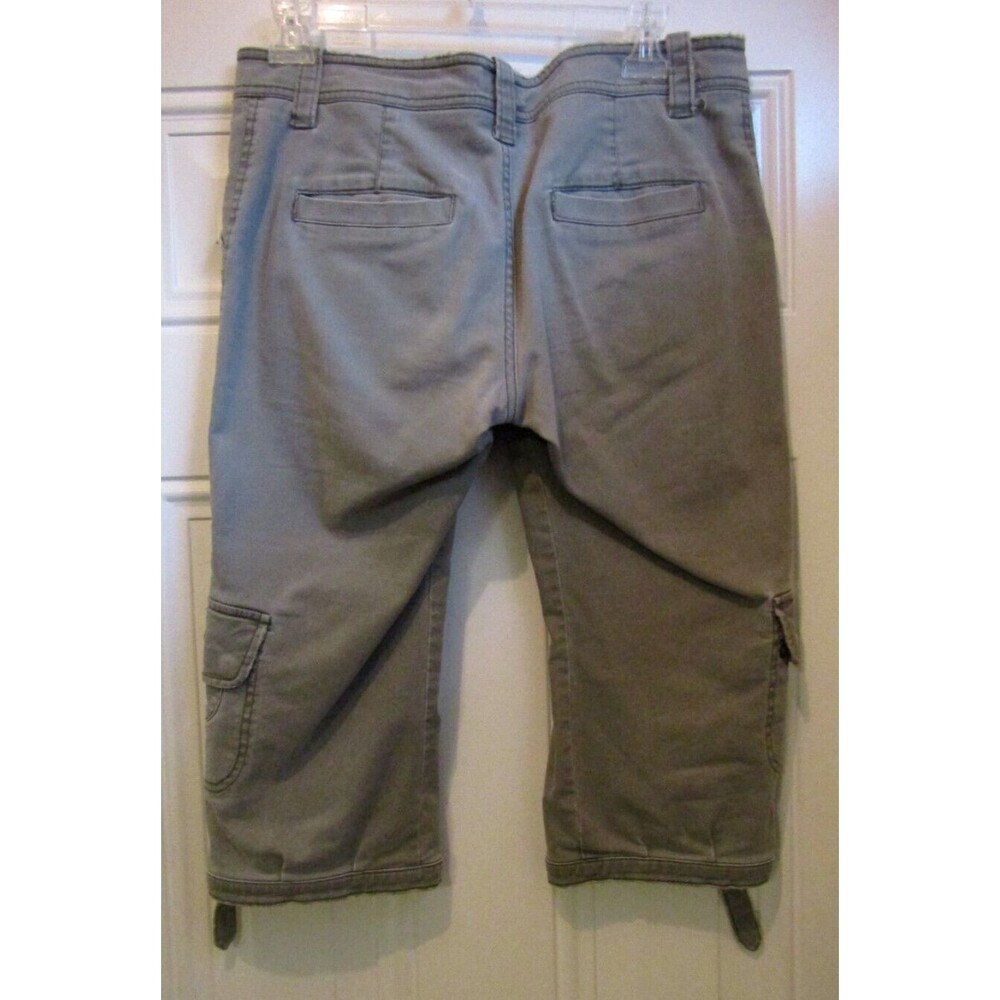 American Eagle Outfitters Capri Cargo Pants Army Green Womens Size 6 - Picture 4 of 7